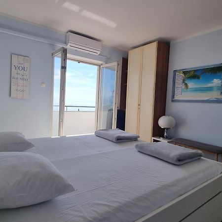 Apartment With Direct Sea View, Free Parking And Close To Beaches And Promenade Lovran Ngoại thất bức ảnh